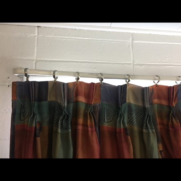 Colorful curtain - Picture 2 of 2